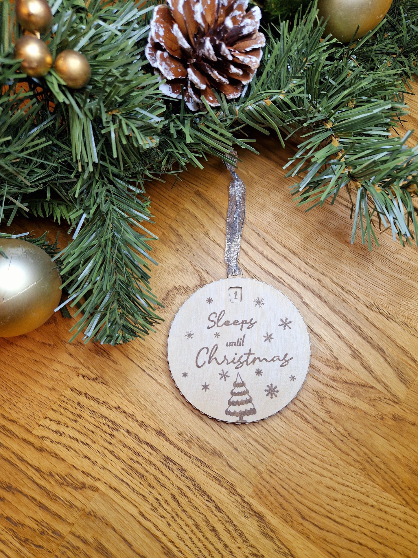 Christmas Countdown Bauble