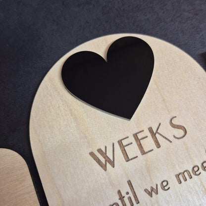 Baby Arrival Countdown Plaque